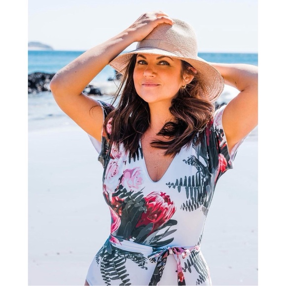 Albion Desert Rose Cape One Piece Swimsuit Bathingsuit Feminine Romantic Floral - Picture 4 of 14